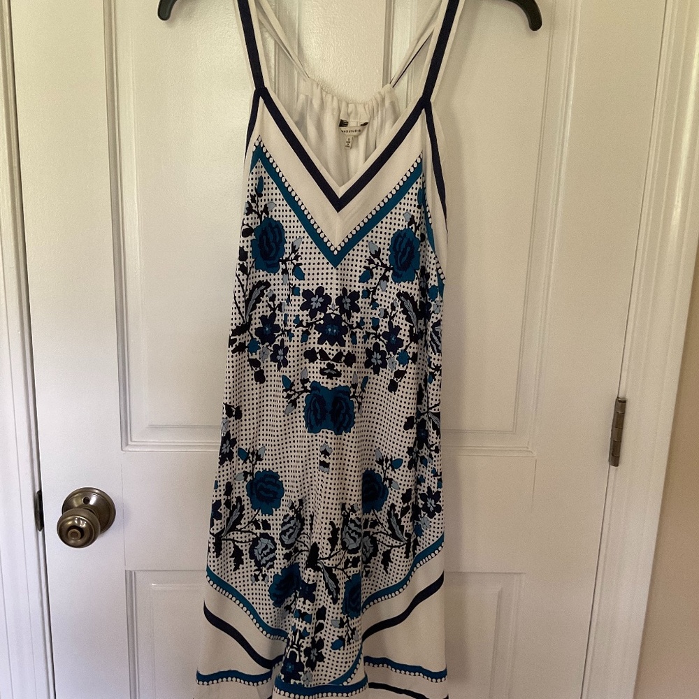 Max Studio size Small summer Dress